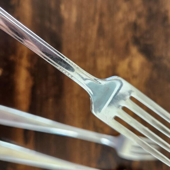 Oneida ELAINE Dinner Fork Set 4 Flatware Silverware Silver Plate Cutlery VTG - Picture 8 of 8